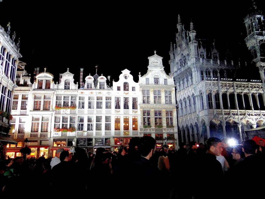 09 Bruxelles - La Grand-Place.JPG